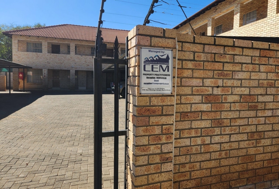 2 Bedroom Property for Sale in Lower Bo-dorp North West